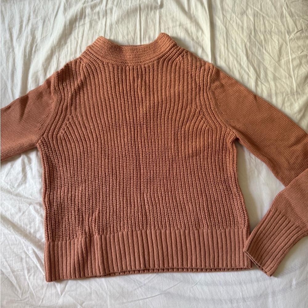 Banana Republic Dusty Rose Crew Neck Sweater